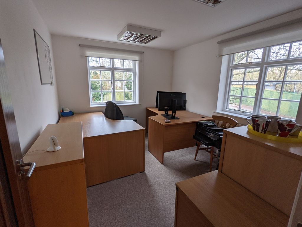 Property photo 3 of 4