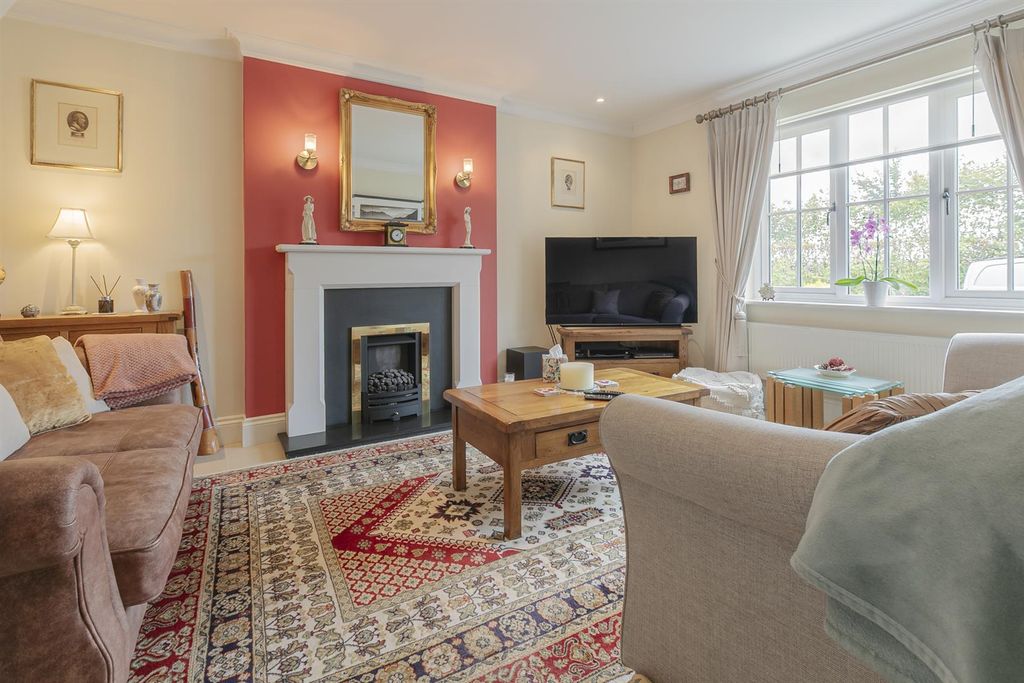 Property photo 1 of 18 3647 (1 Of 5).Jpg