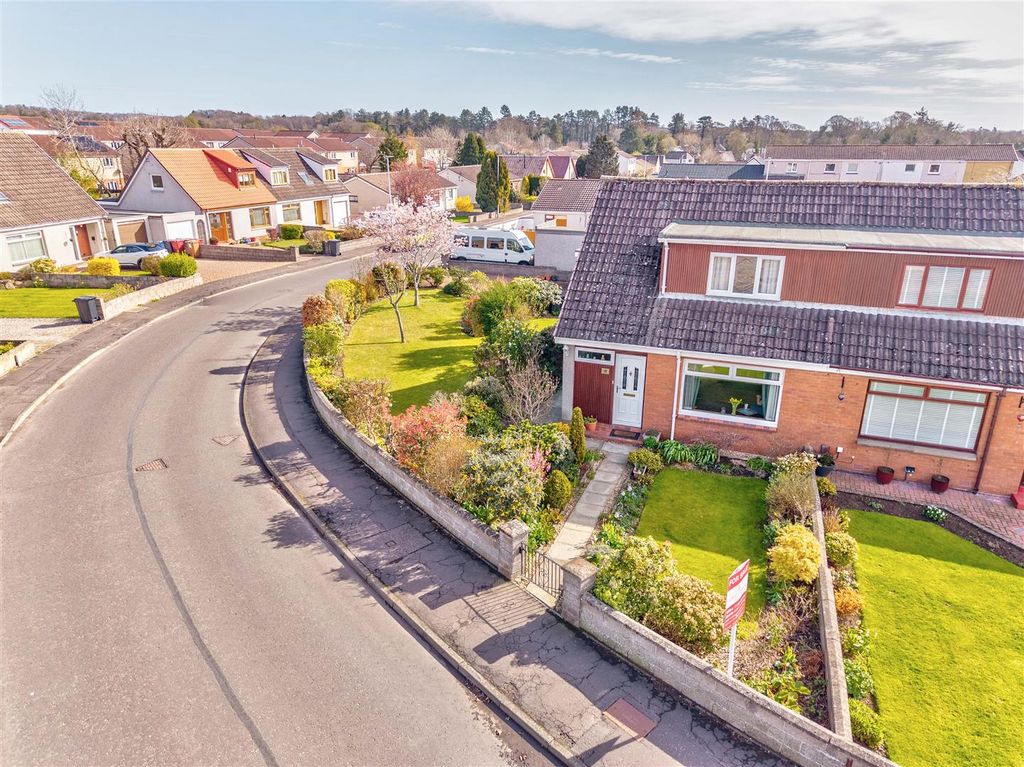 Property photo 3 of 24 12 Hawick Drive Dundee-21.Jpg