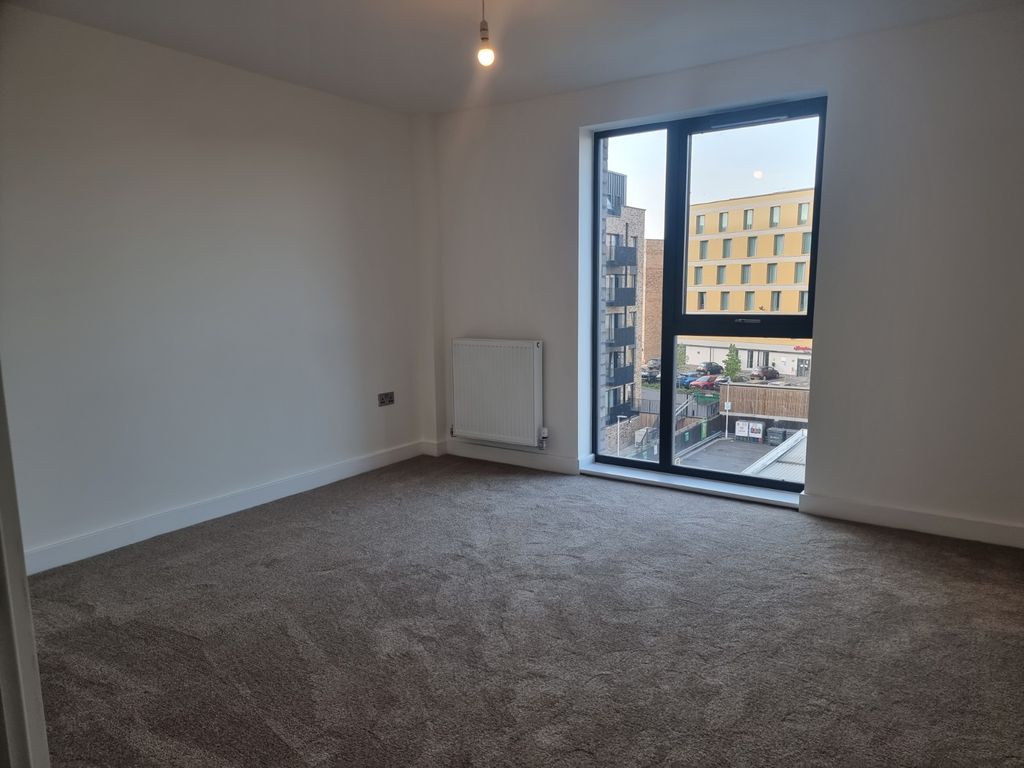 Property photo 2 of 5