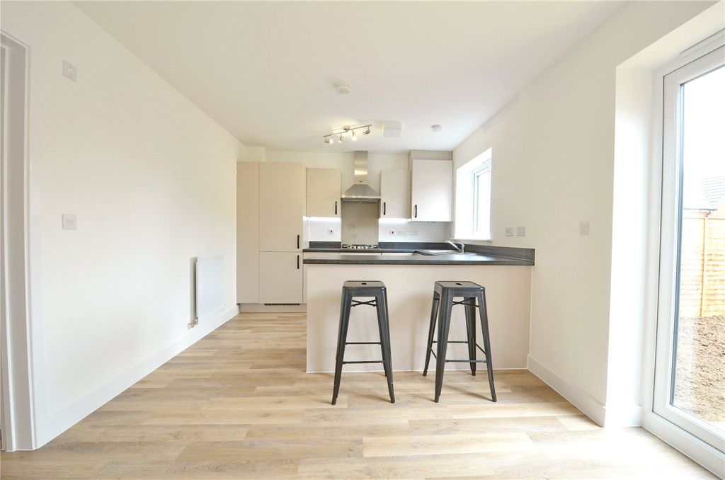 Property photo 1 of 27 Picture No. 34