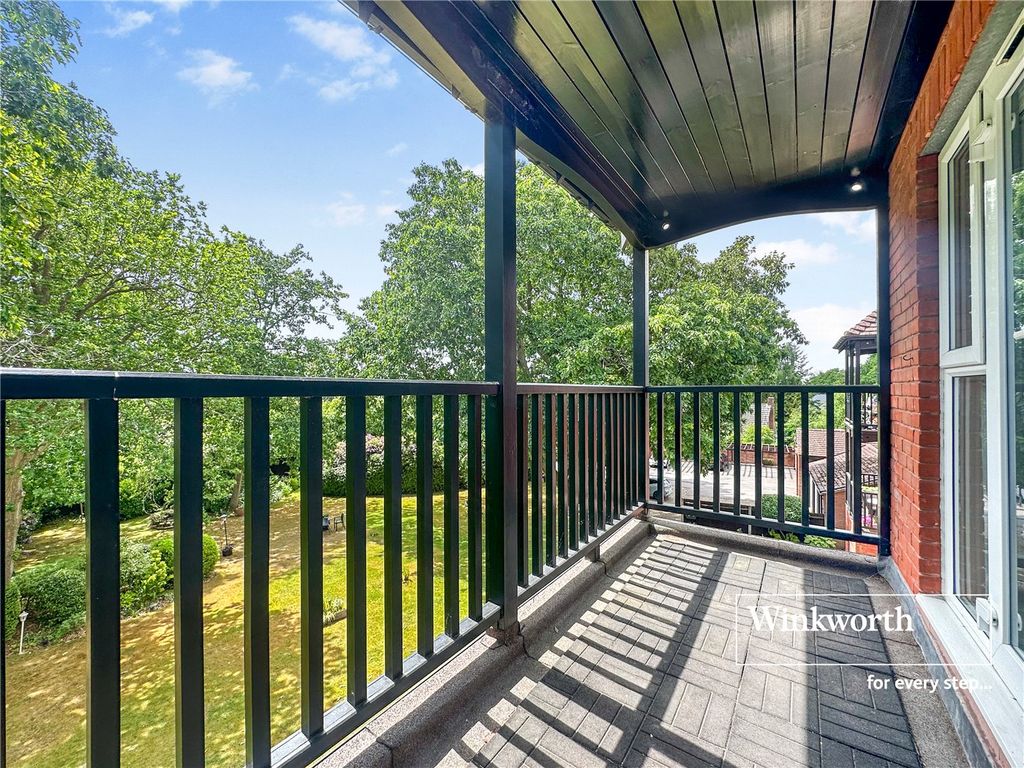 Property photo 3 of 16 Picture No. 01