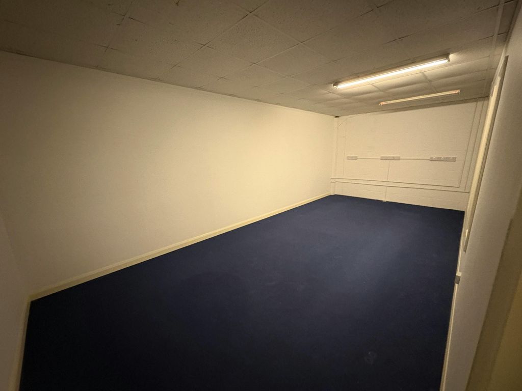 Property photo 3 of 6 Img_4326.Jpg