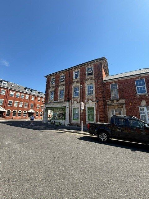 Property photo 1 of 8 2 Bed Flat To Rent Christchurch Road, Bournemouth Bh7