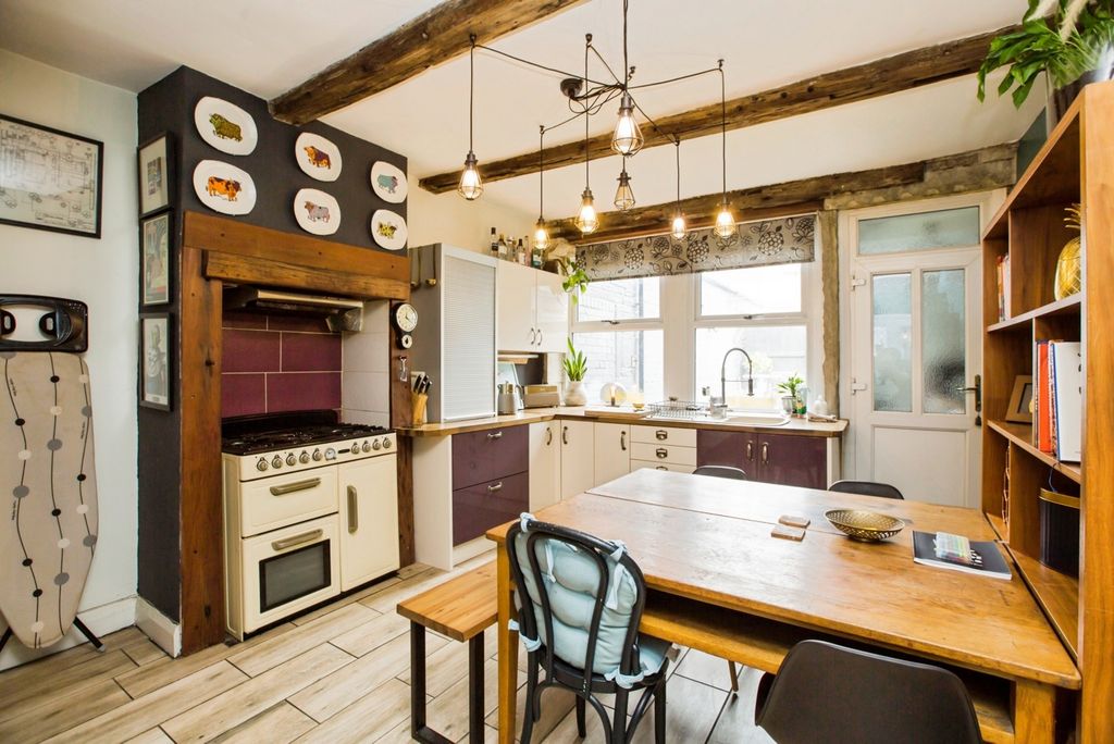 Property photo 3 of 17 Kitchen Diner