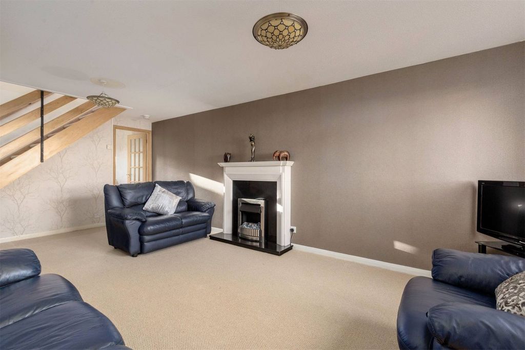 Property photo 3 of 20 Picture No. 04