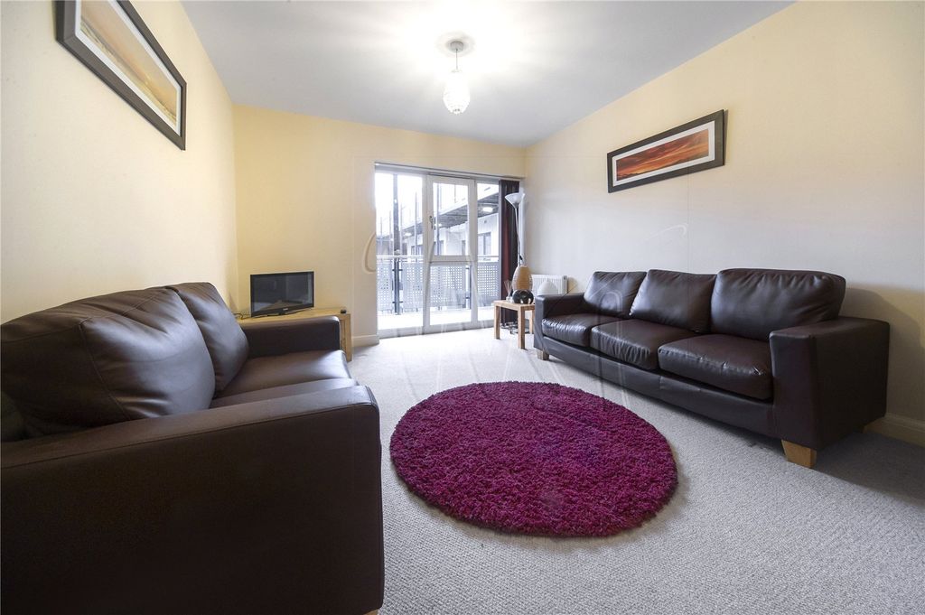 Property photo 2 of 7 Picture No. 05