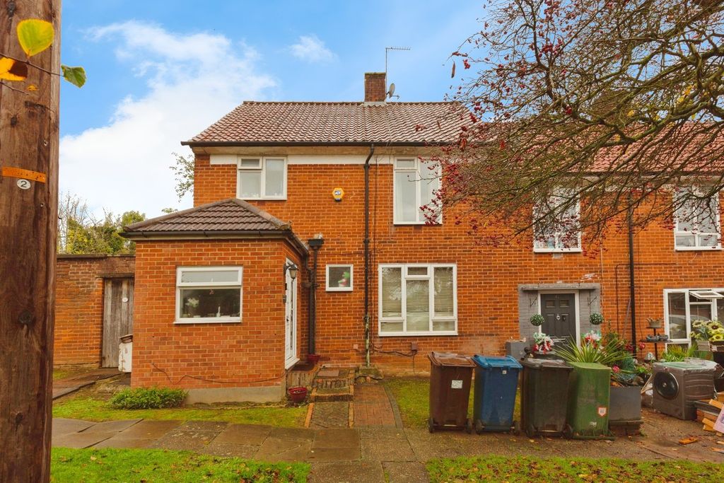 Property photo 1 of 18