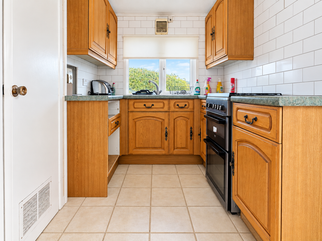Property photo 3 of 10 F2B9Feb3-D5Cb-4330-9Deb-F367Daf59577