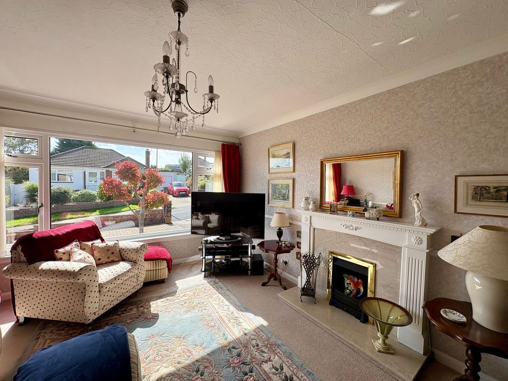 Property photo 3 of 30