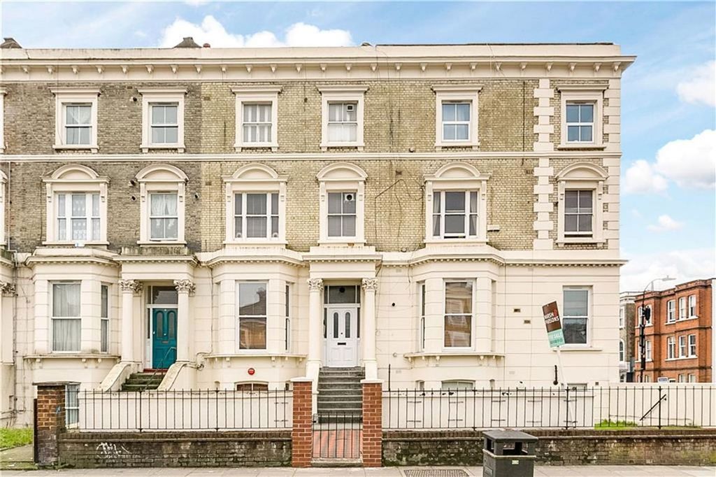 Property photo 1 of 7