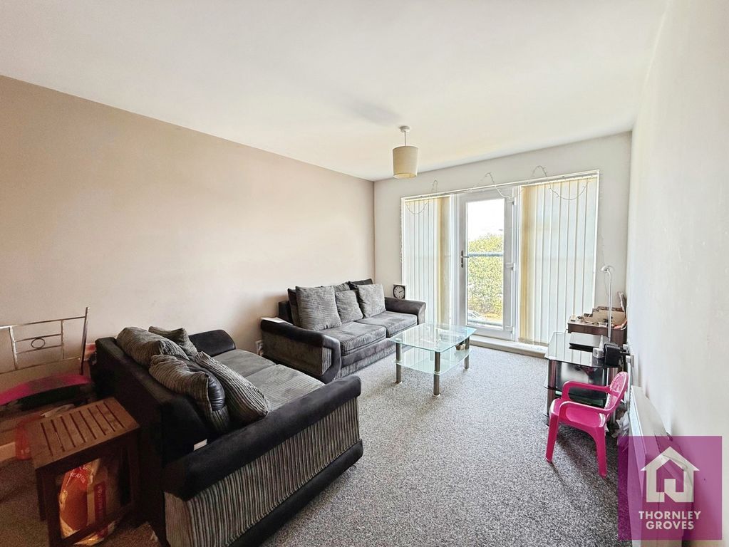 Property photo 2 of 12 Pbox-Img.Jpg