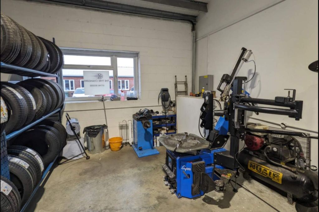 Property photo 2 of 7