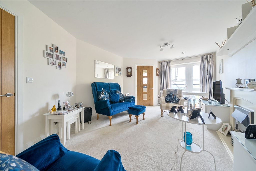 Property photo 3 of 20 Picture No. 25