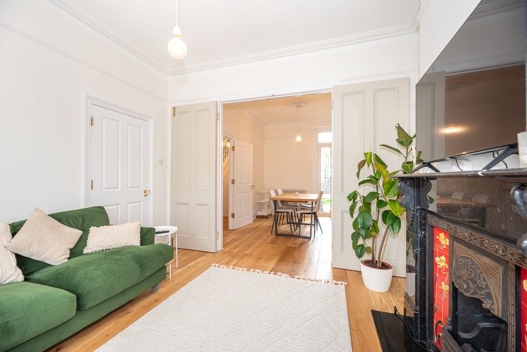 Property photo 1 of 19 Picture No. 03