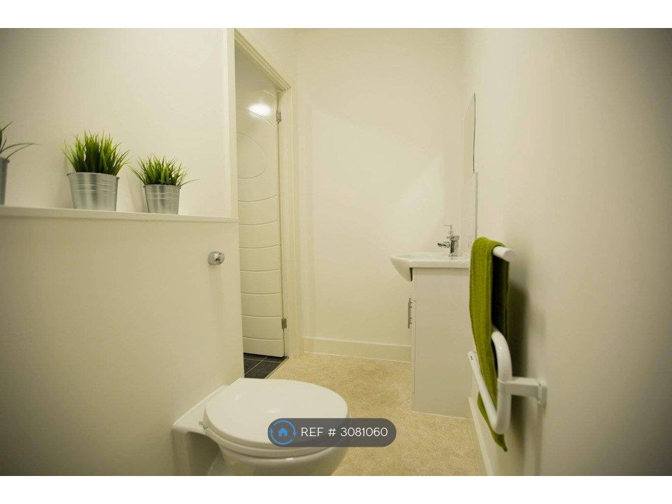 Property photo 3 of 5