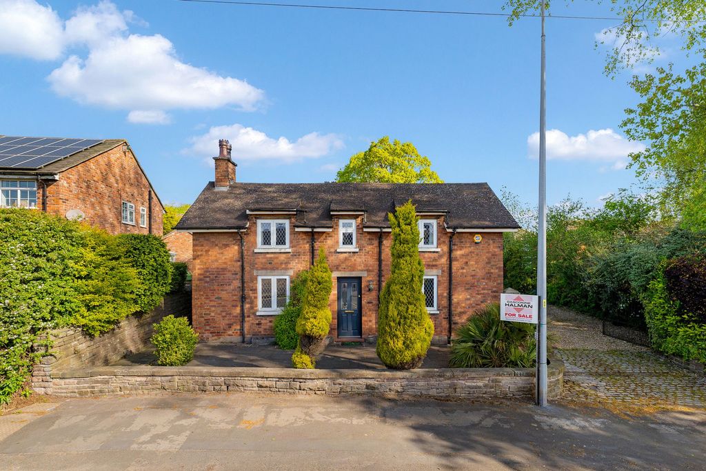Property photo 1 of 33