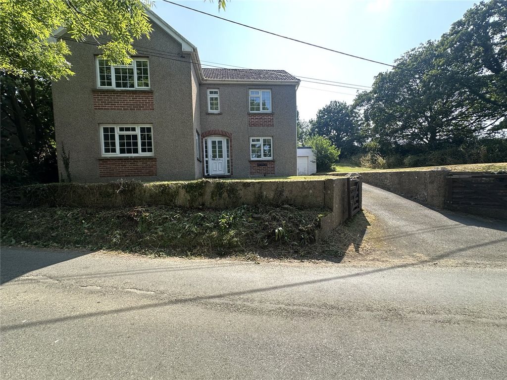 Property photo 2 of 22 Picture No. 28