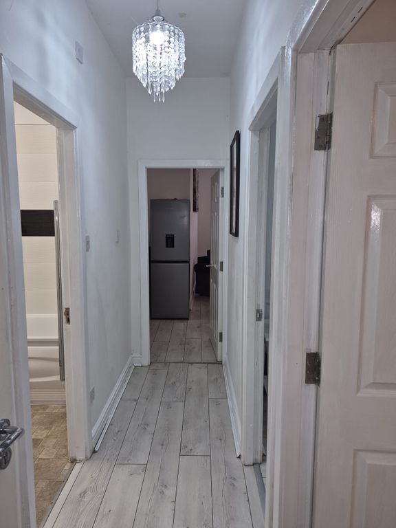 Property photo 2 of 16 Photo 8