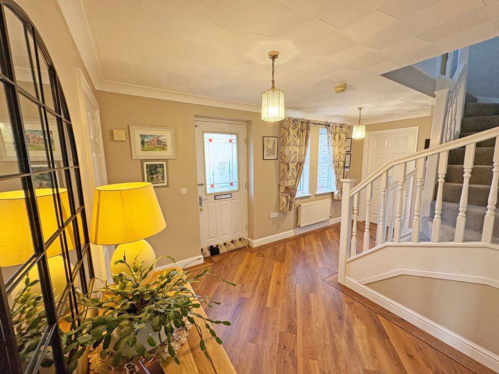 Property photo 2 of 24