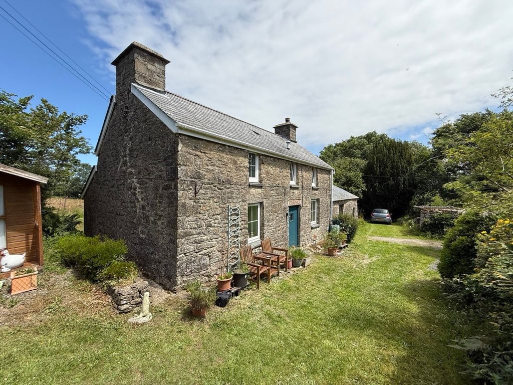 Property photo 3 of 49