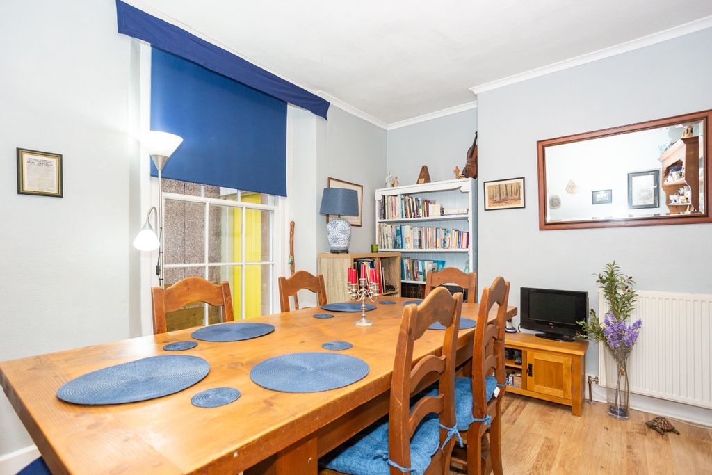 Property photo 3 of 46 Dining Room