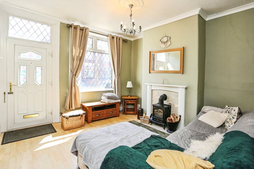 Property photo 2 of 10 Picture No. 13