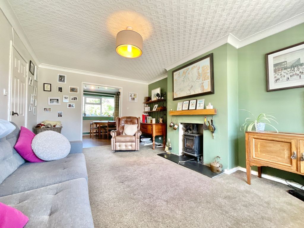 Property photo 2 of 30