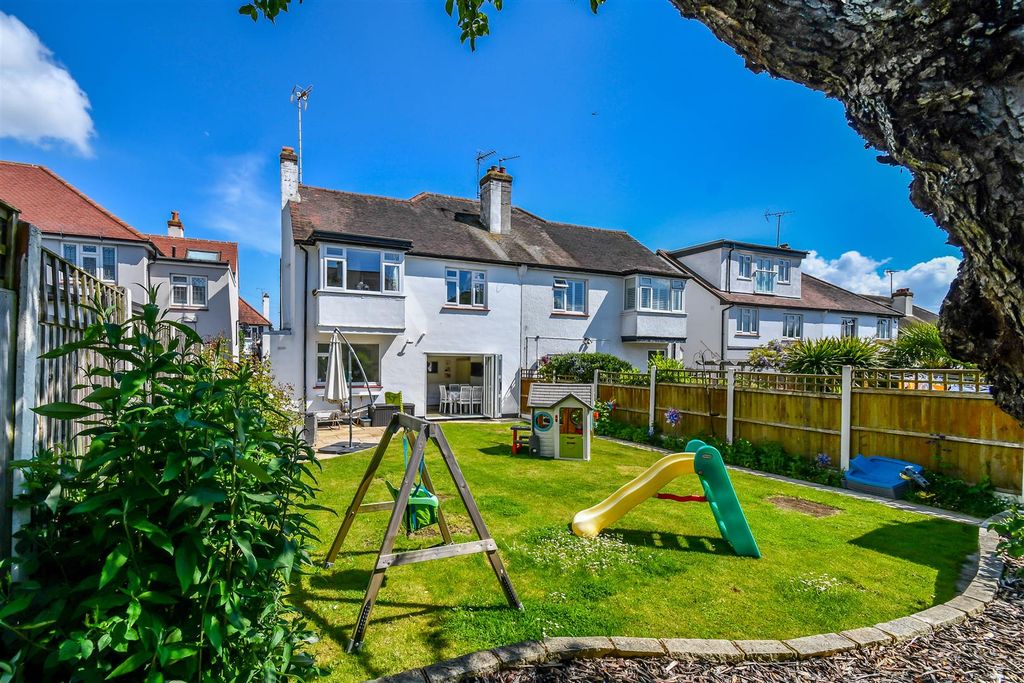 Property photo 3 of 18 Rear