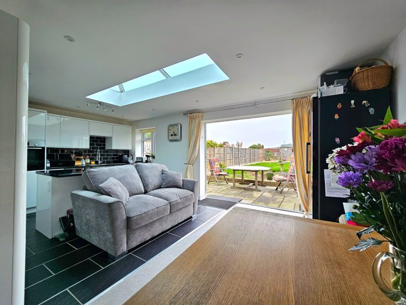 Property photo 2 of 14 Photo 21