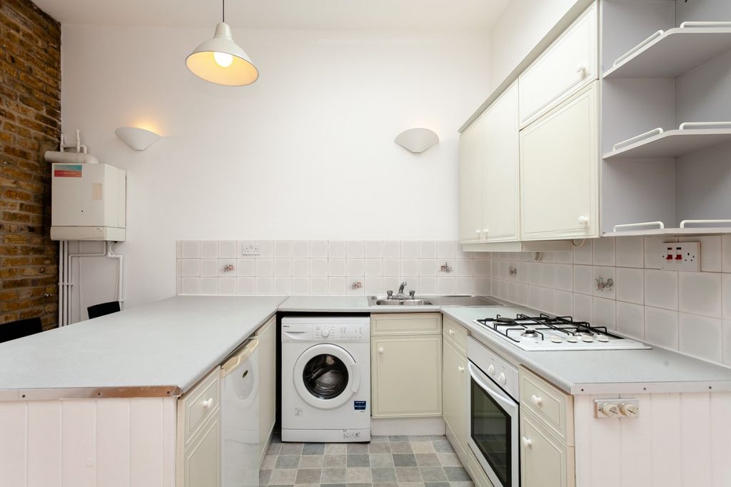 Property photo 2 of 15 Kitchen