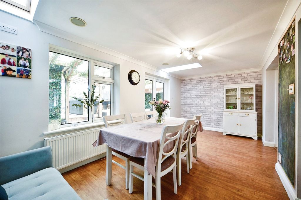 Property photo 2 of 14 Dining Area