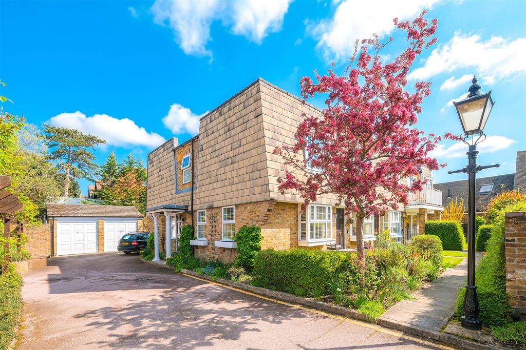 Property photo 1 of 18 1