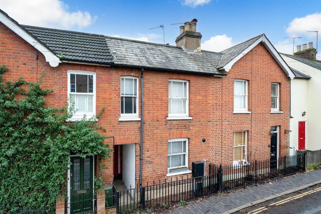 Property photo 1 of 17 70A-Albert-Street-6.Jpg