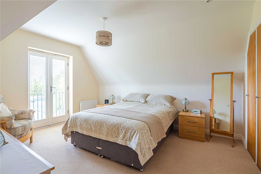 Property photo 3 of 24 Picture No. 08