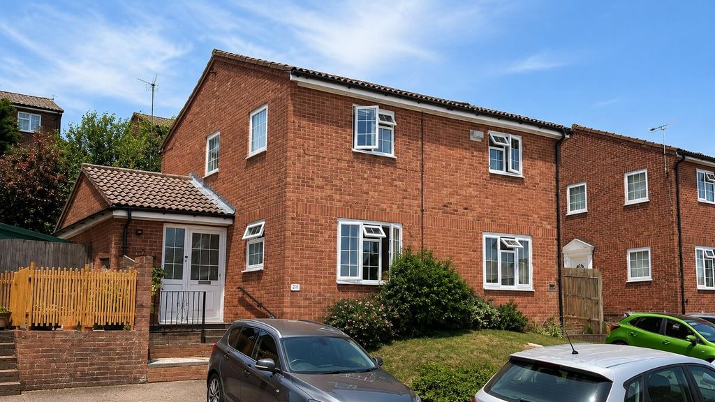 Property photo 2 of 14