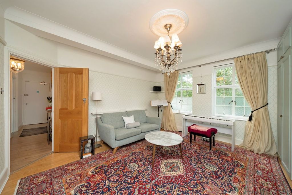 Property photo 2 of 7