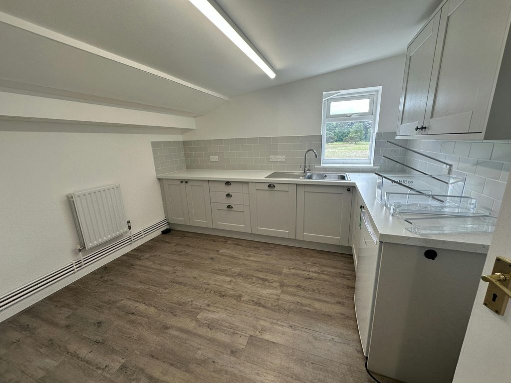 Property photo 3 of 5 Img_8718.Jpg