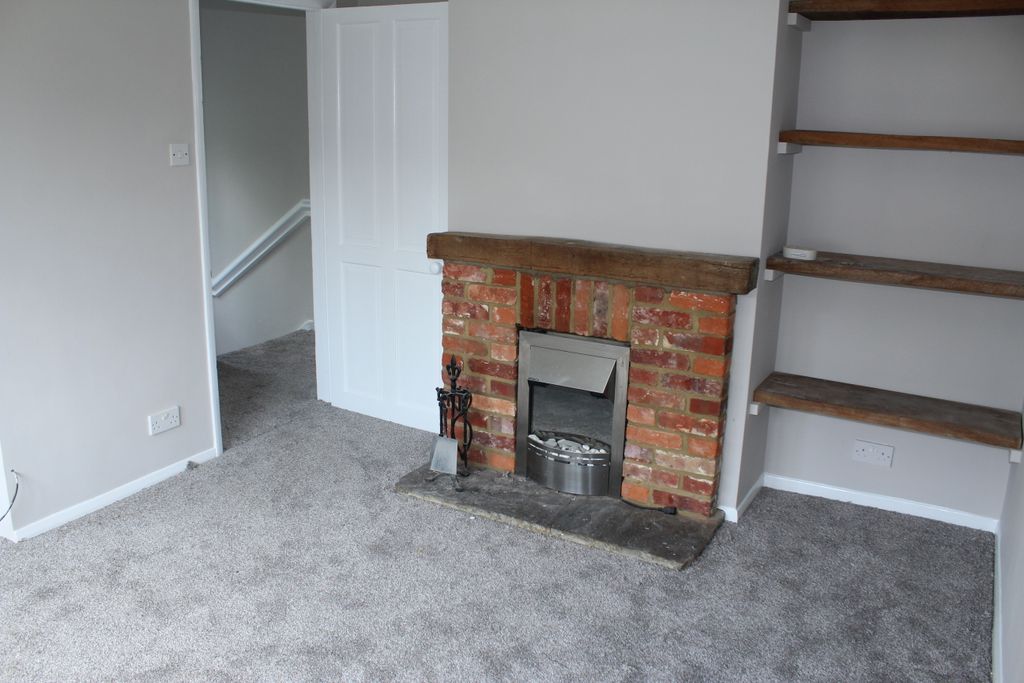 Property photo 3 of 5