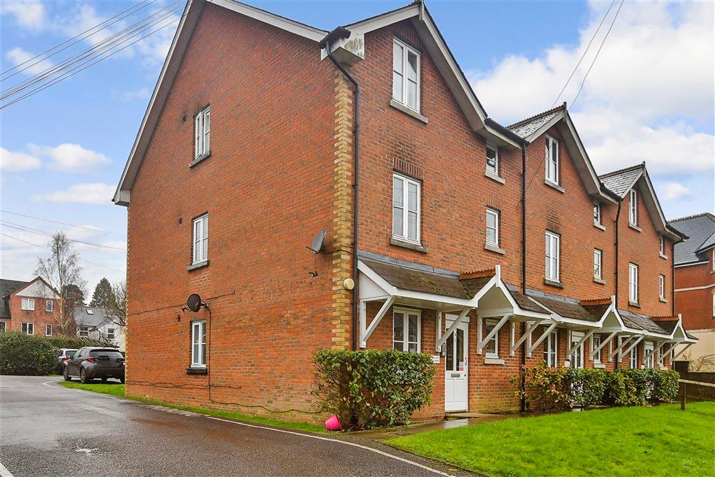 Property photo 1 of 12 Front