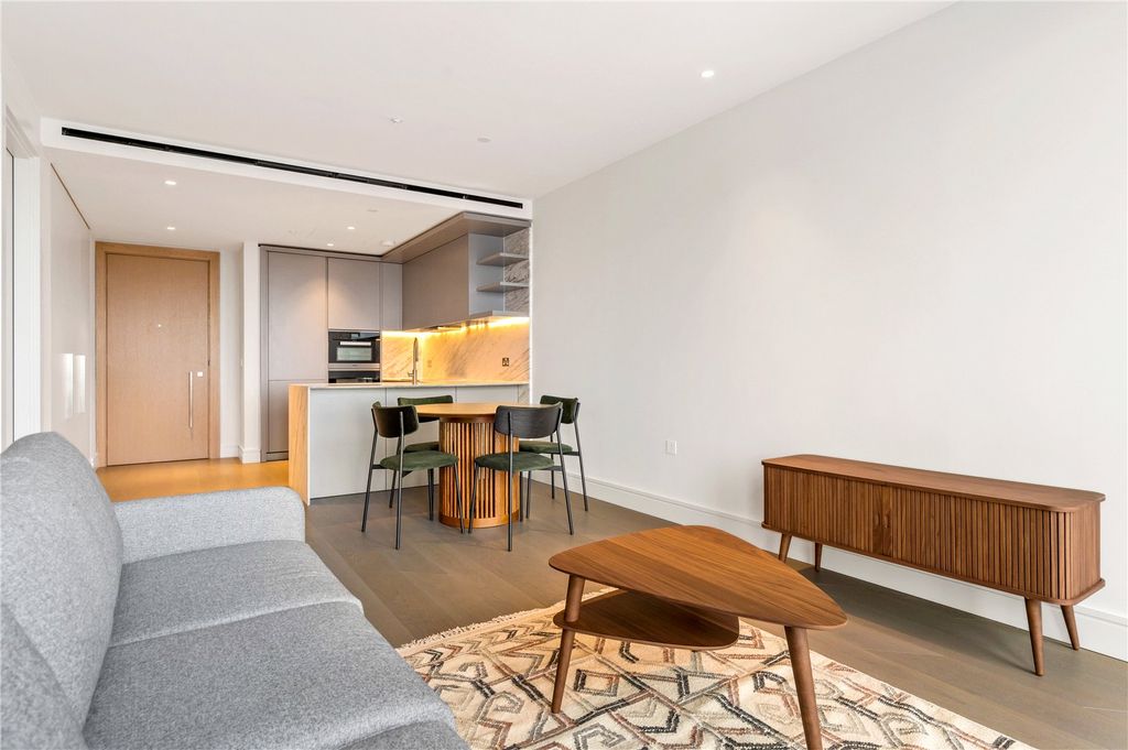 Property photo 3 of 17 Open Plan