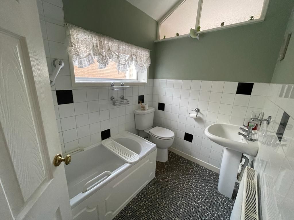 Property photo 2 of 10 Image