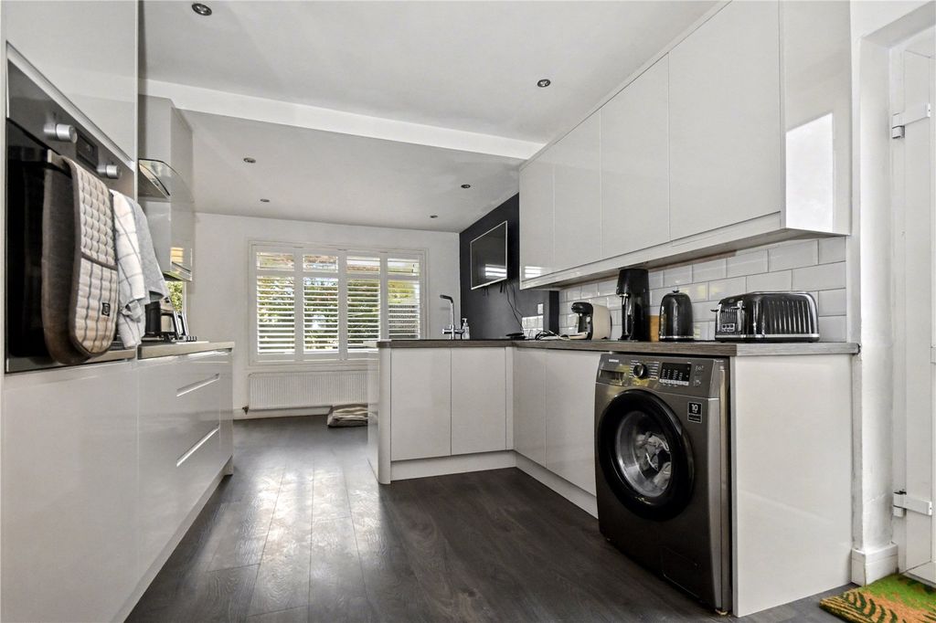 Property photo 3 of 12 Picture No. 08