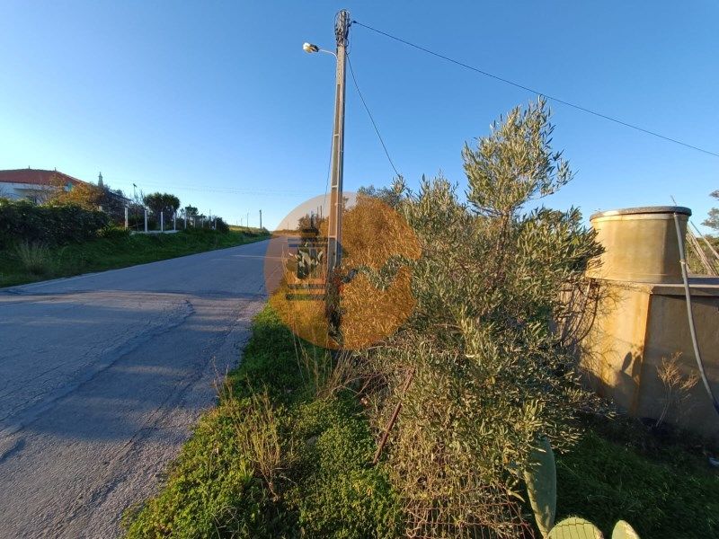 Property photo 1 of 27
