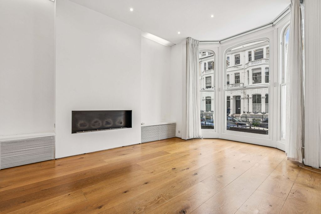 Property photo 2 of 12 1.Jpg