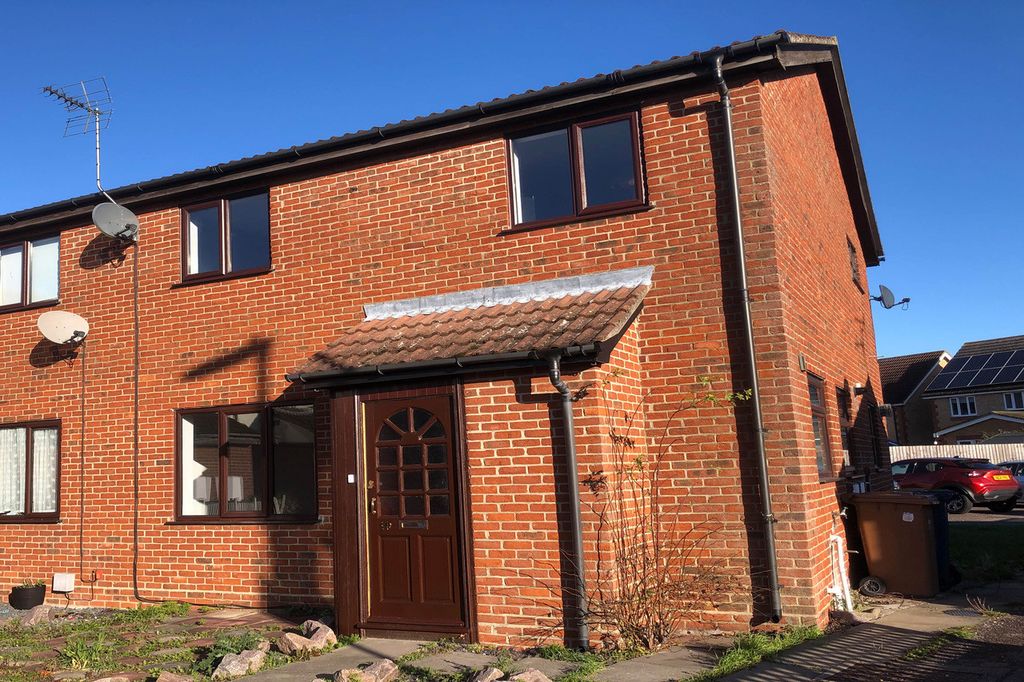 Property photo 1 of 8