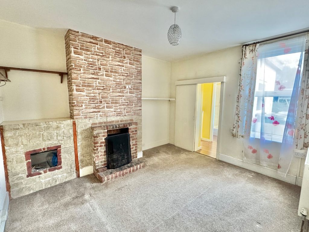 Property photo 3 of 13 Dining Room