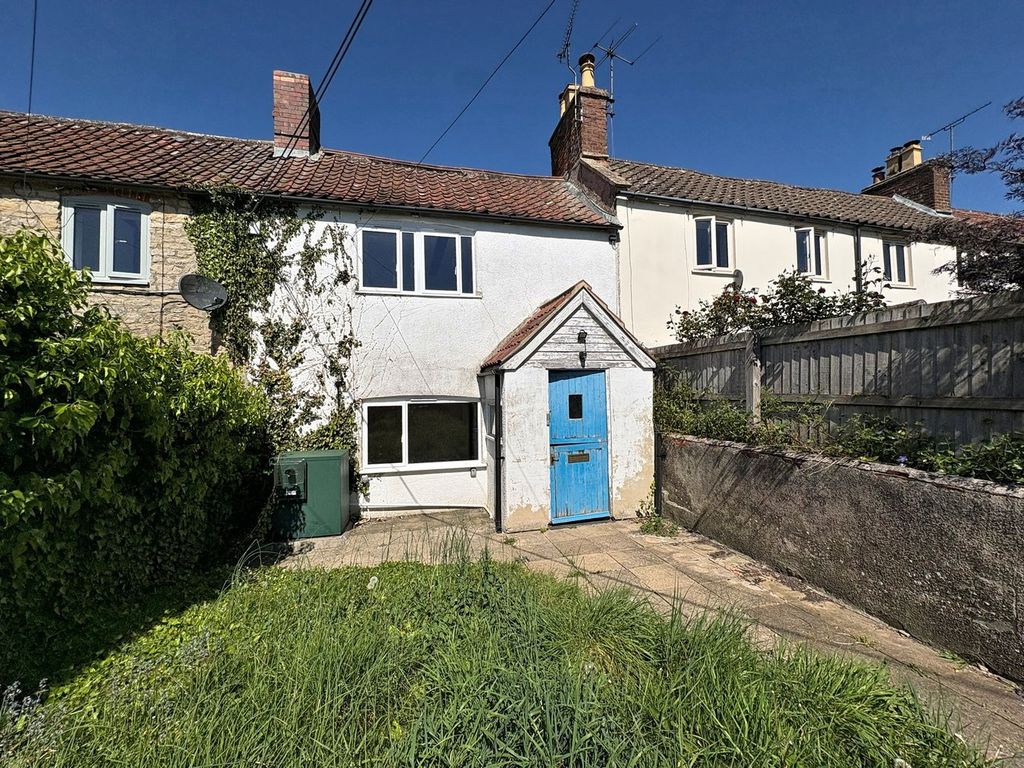 Property photo 3 of 18