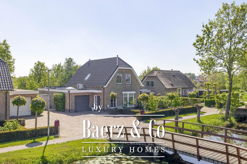 Property photo 1 of 81