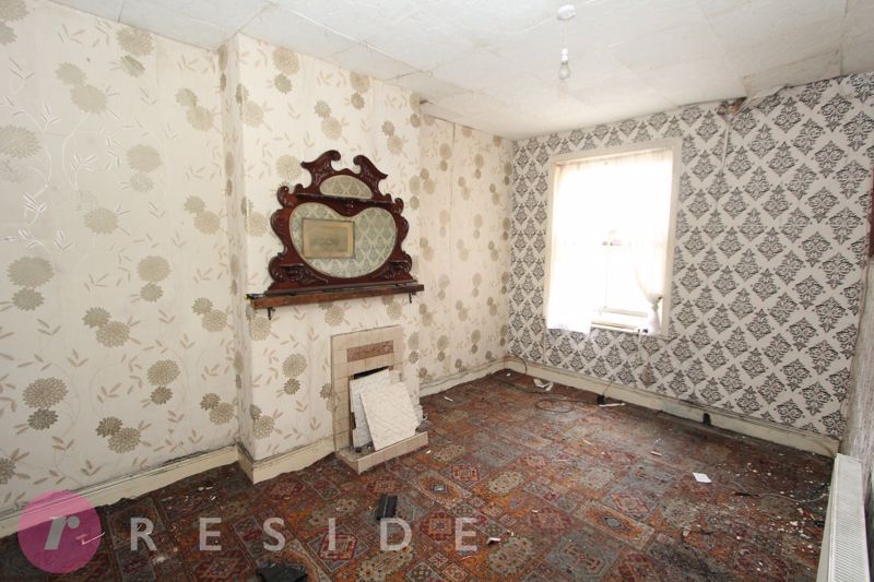 Property photo 3 of 6 Bedroom Two